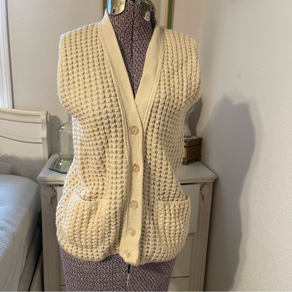 Vintage knit sweater vest